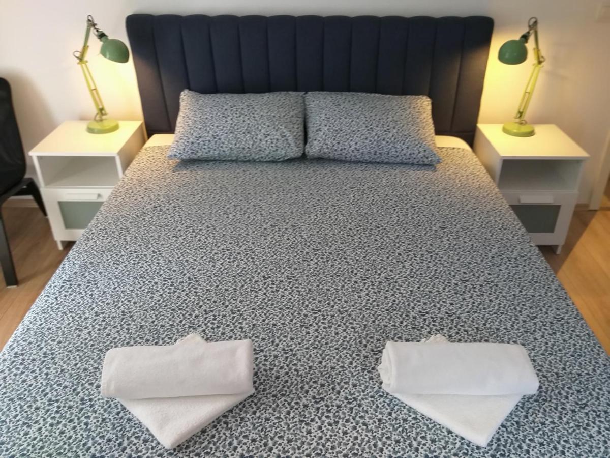 Double Room Njivice 17010A Екстер'єр фото